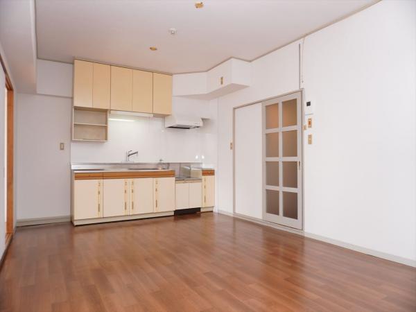 居室・リビング　内装