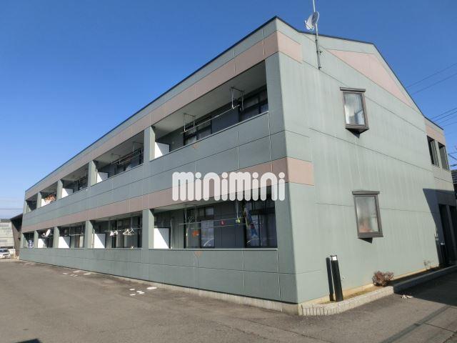 建物外観　緑色の外観