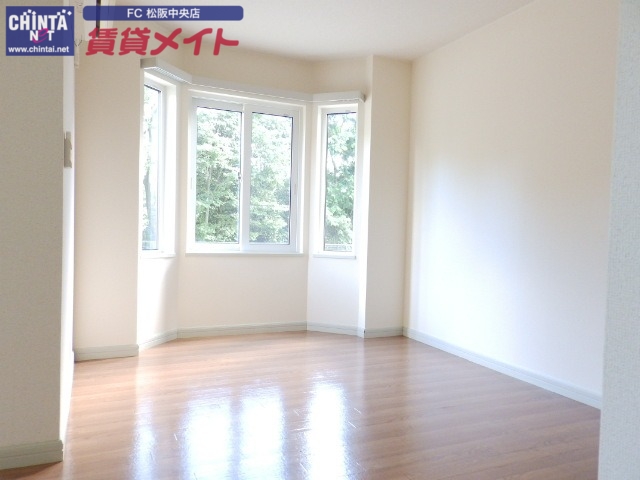 居室・リビング　同型参考写真