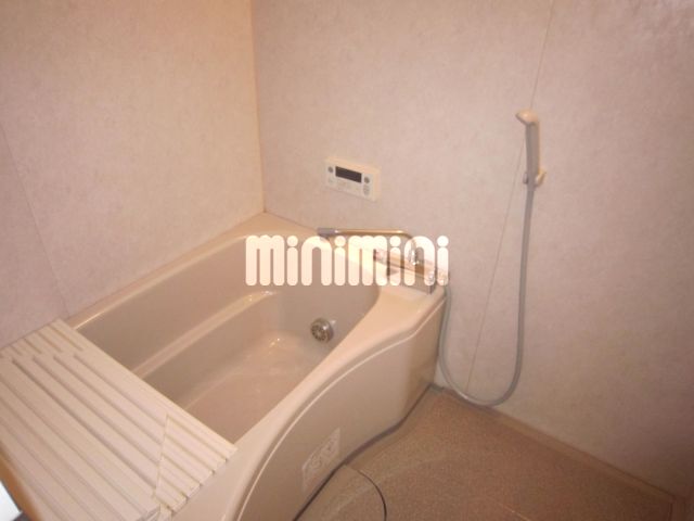 バス・シャワールーム　別号室の参考写真