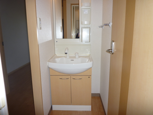 洗面設備　洗髪洗面台