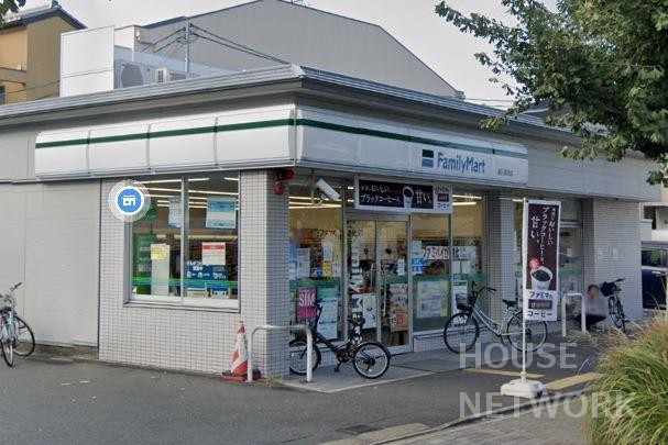 コンビニ　ファミリーマート堀川御池店（コンビニ）まで185m