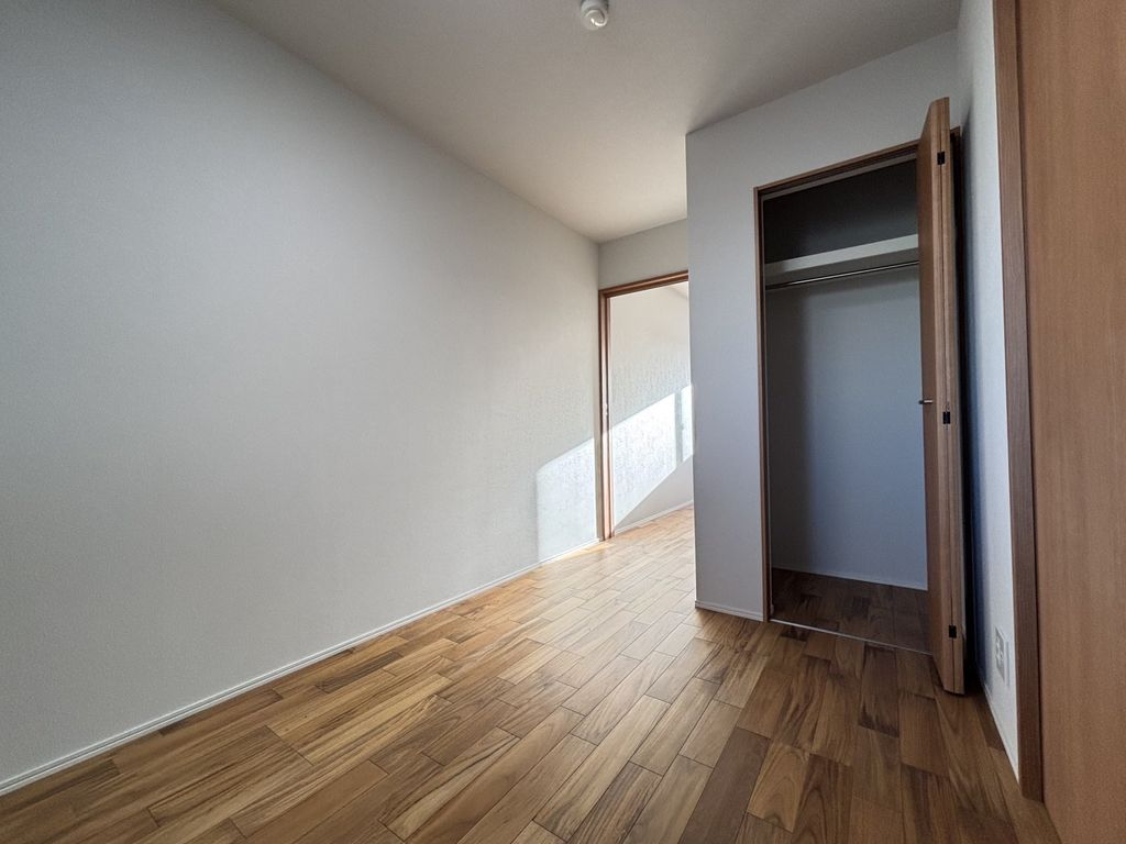 バス・シャワールーム　※建築中の写真です