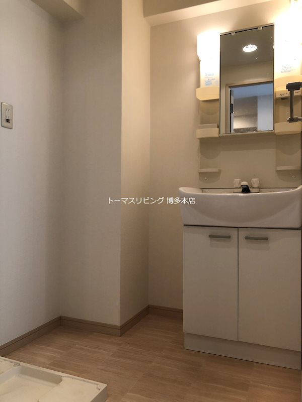 洗面設備　※別号室の参考写真になります。