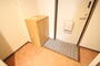 玄関　※別号室の写真です