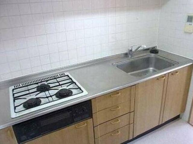 キッチン　※別部屋参考写真