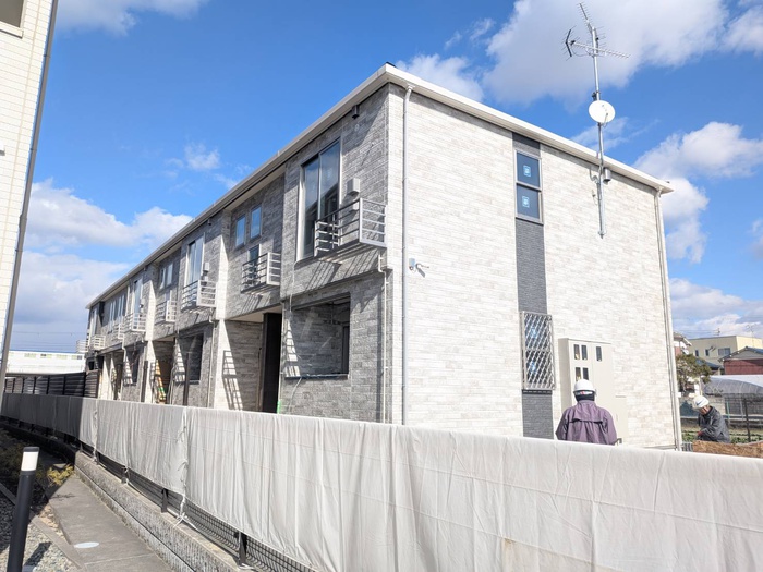 建物外観　建築中