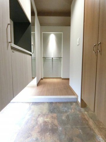 玄関　詳細は、RISUMO江坂本店→06-6155-7137まで♪