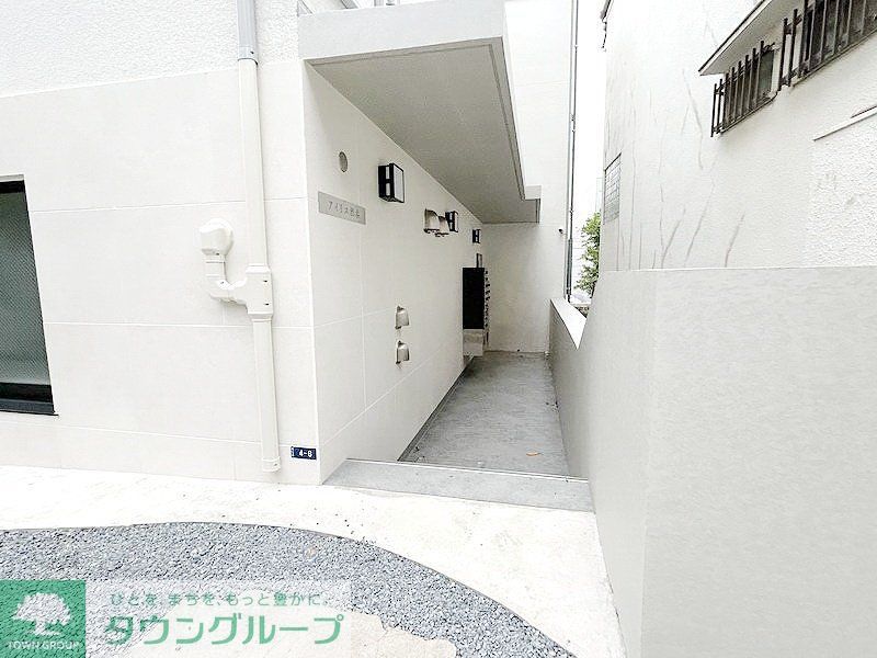 エントランス　部屋探しは株式会社　タウンハウジング　までお気軽にお問合せ…