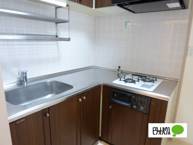 キッチン　同物件別室写真