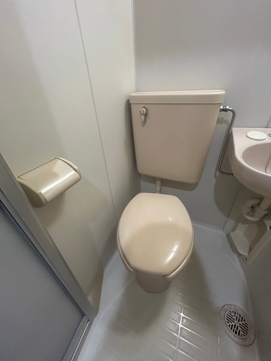 トイレ　現状優先。