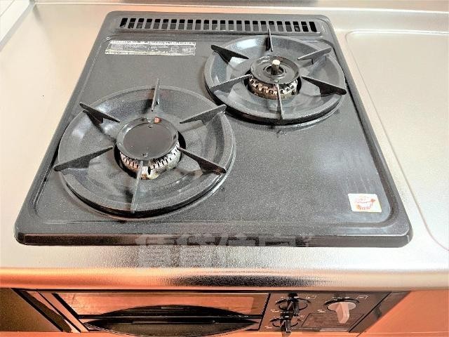 キッチン　ガスコンロ付き