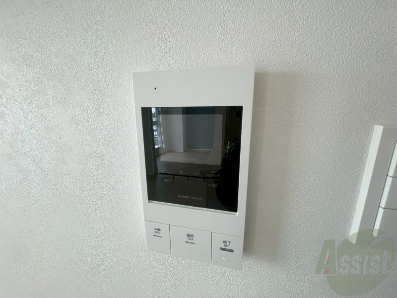 セキュリティ　モニタ付インターホンでセキュリティ面も安心です。