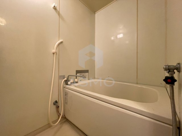 バス・シャワールーム　同マンション別部屋参考写真