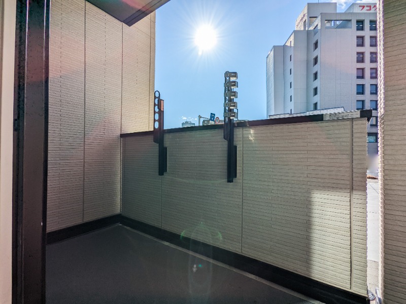 バルコニー　図面と現状に相違がある場合には現状を優先