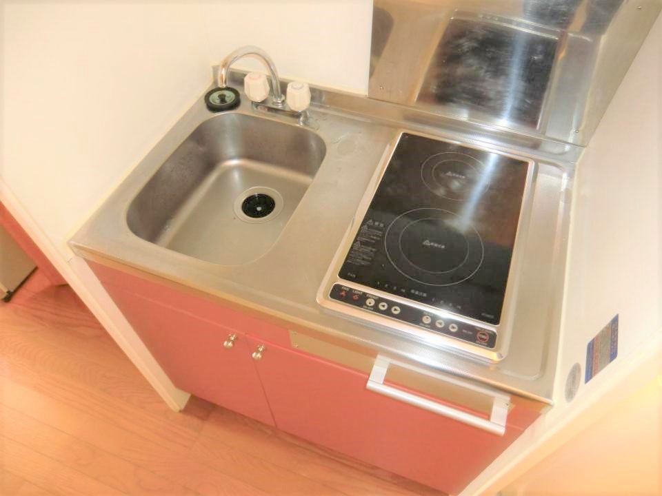 キッチン　同タイプ物件の為、形状や間取寸法、色調等が実際とは異なります