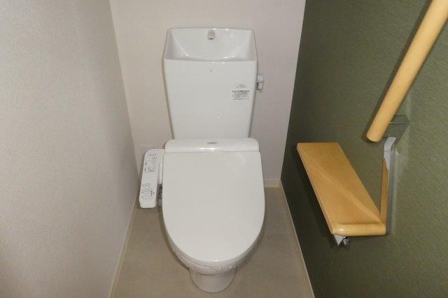トイレ　ウォシュレット