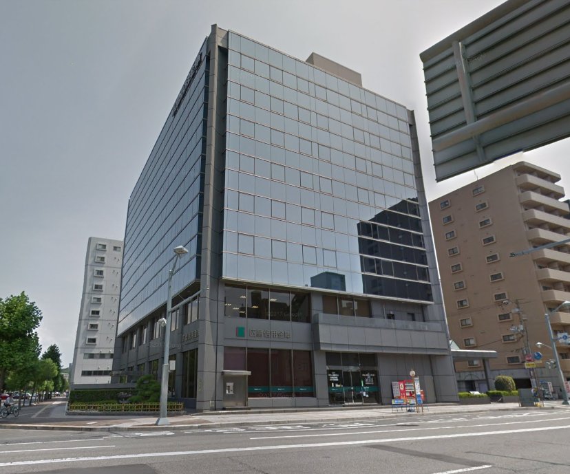 銀行　広島信用金庫本店（銀行）まで582m