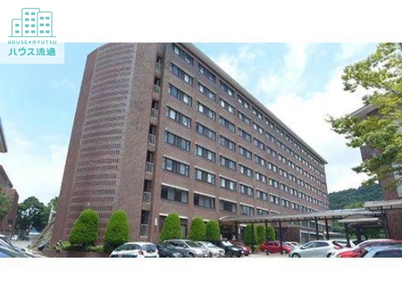 中学校　私立青雲中学校（中学校）まで922m
