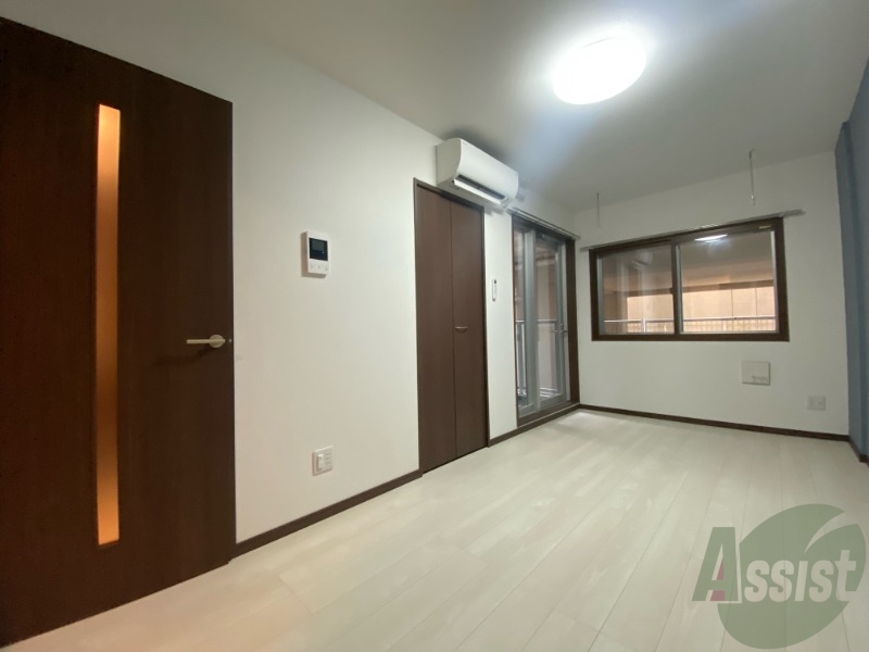 居室・リビング　７．３帖の洋室になります。伸び伸び出来そうですね。