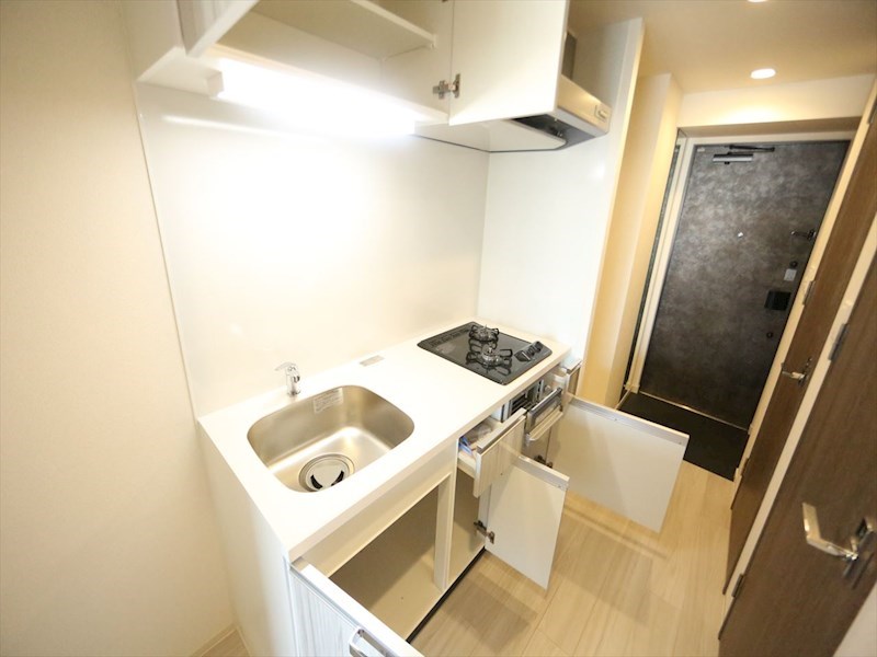 キッチン　システムキッチン（ガス2口コンロ付）