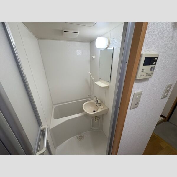 バス・シャワールーム　浴室