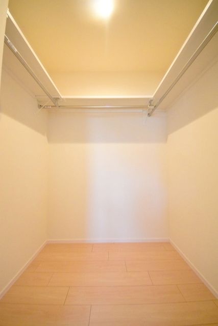 その他設備　★★大きなウォークインクローゼット付き★★