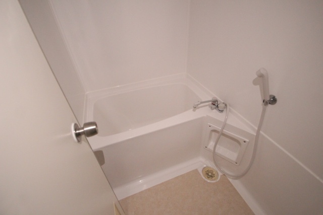 バス・シャワールーム　別室の参考写真です。※現況優先