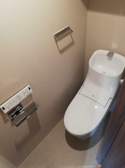 トイレ　別部屋参考写真