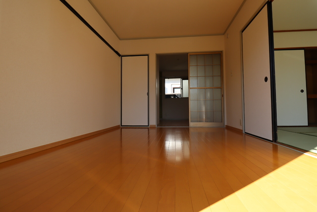 居室・リビング　★６帖の洋室★