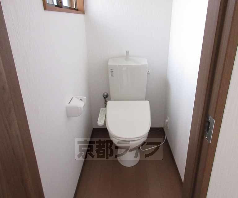 トイレ　清潔感のあるトイレです