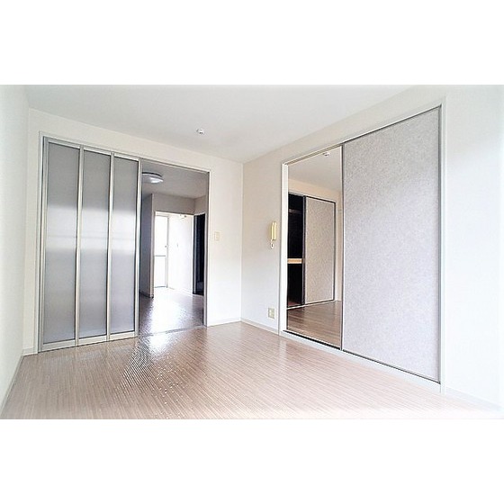 居室・リビング　南西洋室