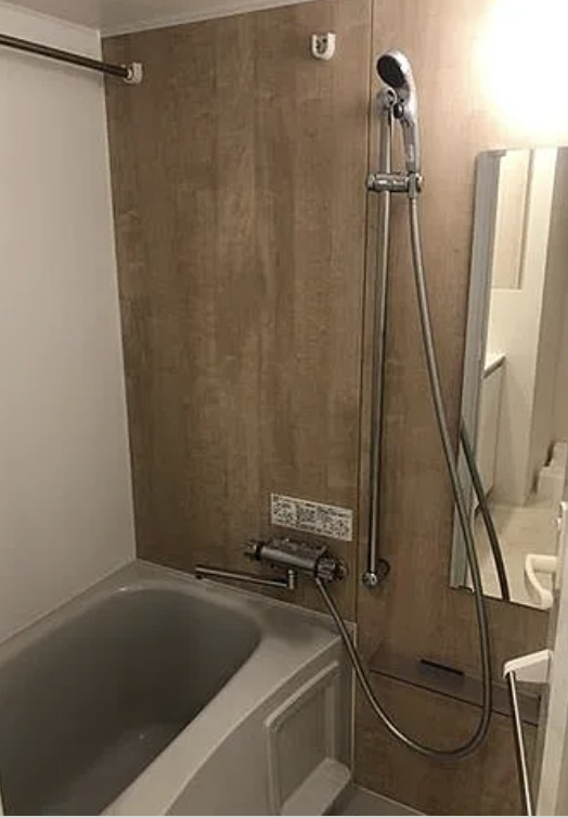 エントランス　清潔なエントランスです