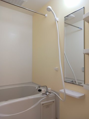 バス・シャワールーム　お風呂です