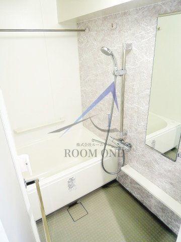 バス・シャワールーム　お風呂です。