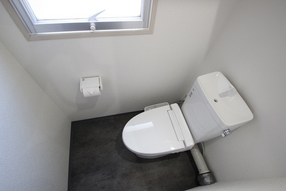 トイレ　※別号室の写真です