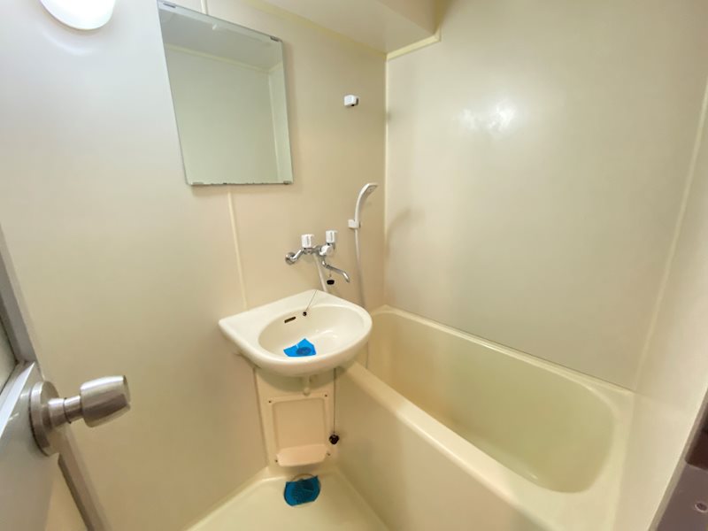 バス・シャワールーム　別号室イメージ