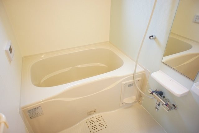 バス・シャワールーム　写真は同タイプです。
