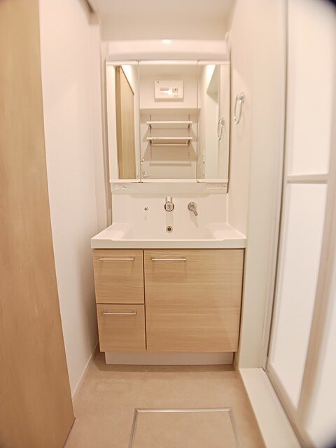 洗面設備　洗髪洗面化粧台