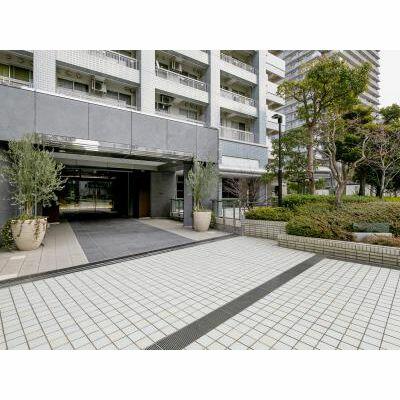 エントランス　外観