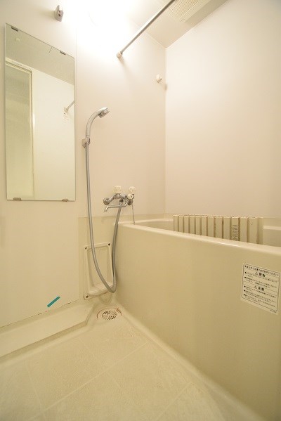 バス・シャワールーム　浴室