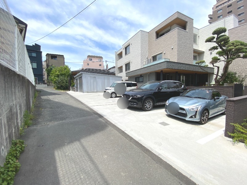 駐車場　駐車場