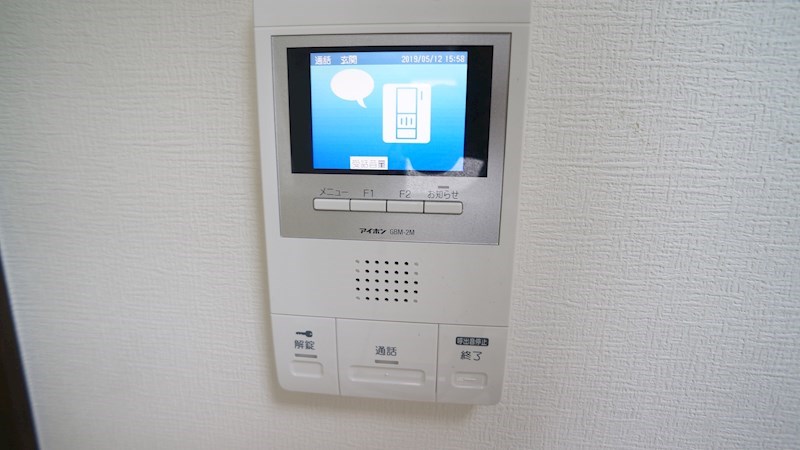 その他設備　モニタ付きオートロックで来客も安心