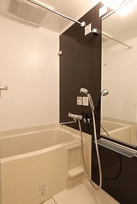 バス・シャワールーム　☆ゆったりくつろげるお風呂☆