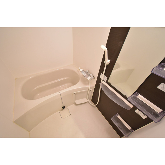 バス・シャワールーム　きれいなお風呂です