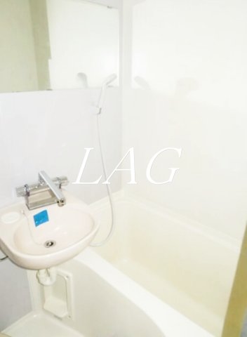 バス・シャワールーム　お風呂です。