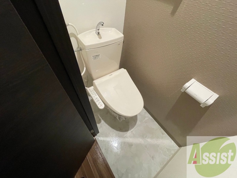 トイレ　トイレです。ウォシュレット付を探している方、おすすめです。