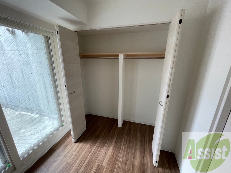 収納　寝室の収納です。部屋がすっきり片付きます。