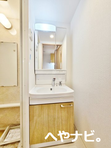 洗面設備　※別号室写真です。