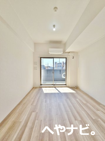 居室・リビング　※別号室写真です。